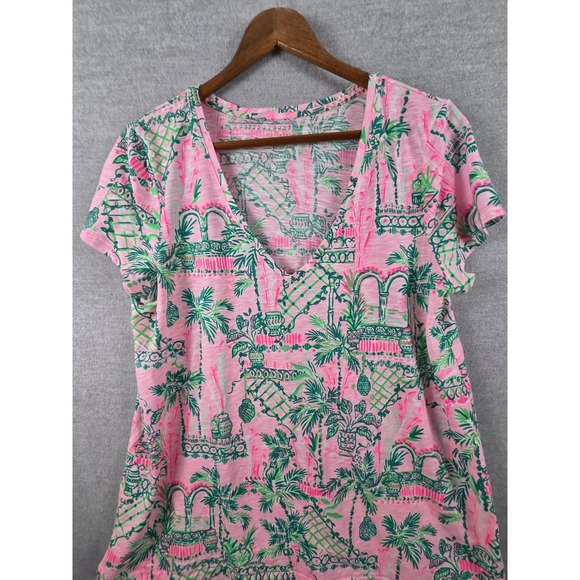 Lilly Pulitzer Tops - Lilly Pulitzer M Hot Pink Tropical Print V-neck T-shirt Top Resort Cruise Wear